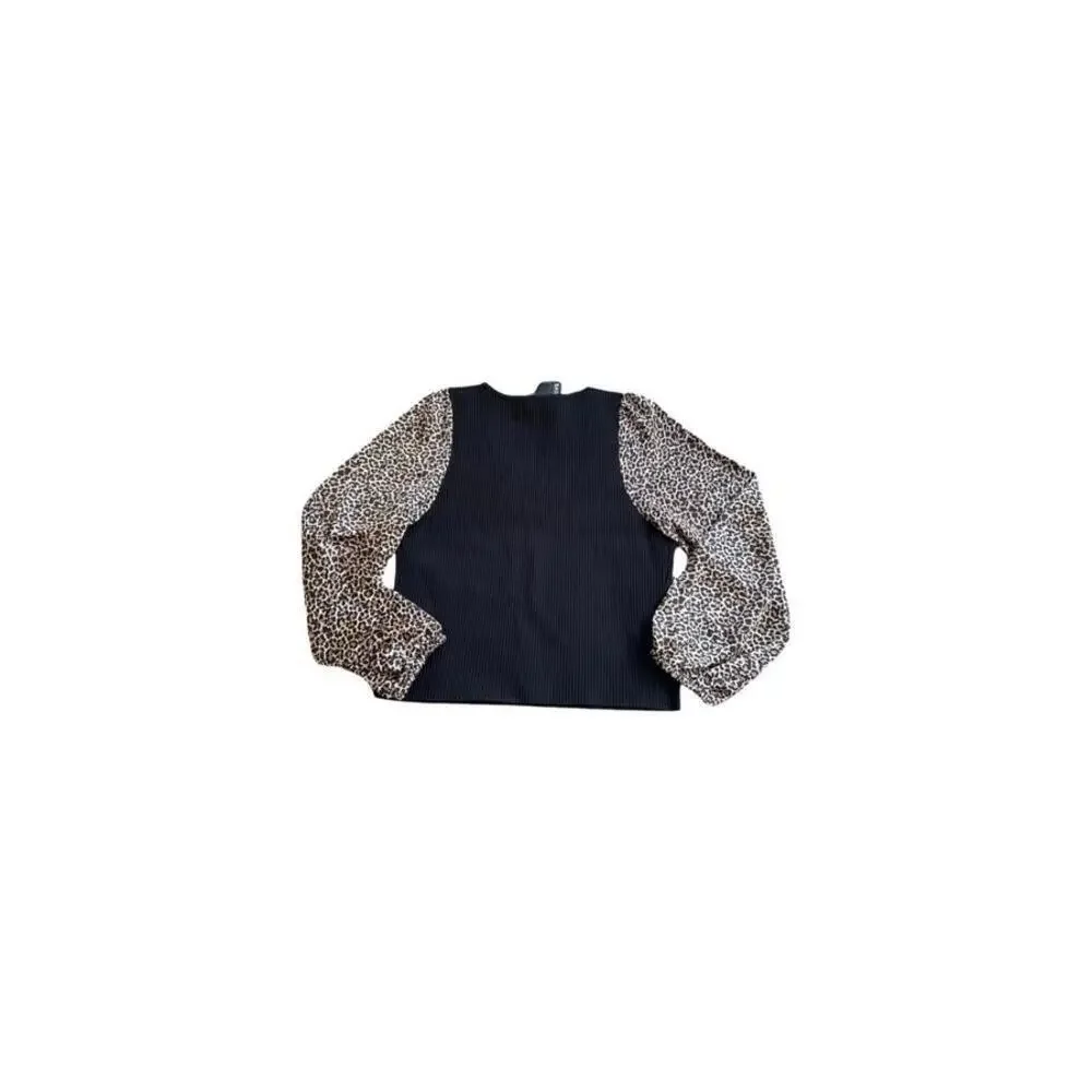 Bailey ladies top size XL. Black Tiger Color. Sliming. New With Tags - Picture 4 of 4